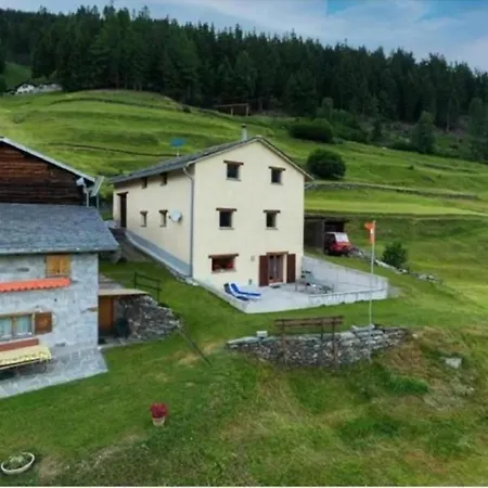 Monte Campell Dasura Poschiavo