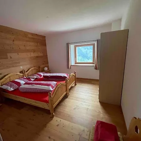 Monte Campell Dasura Tatil Evi Poschiavo